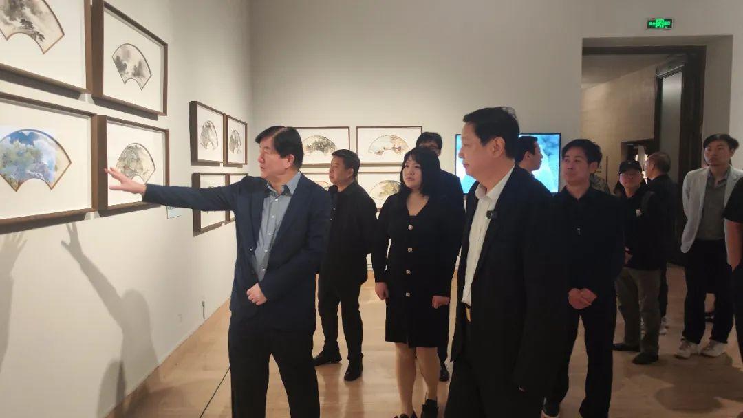 我见青山——佘玉奇山水画展在北京举办